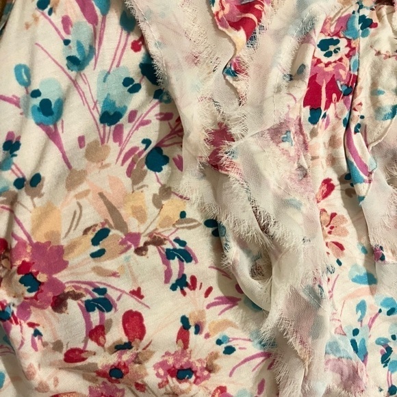 Lauren Conrad Floral Pink & Blue Top - Picture 3 of 3